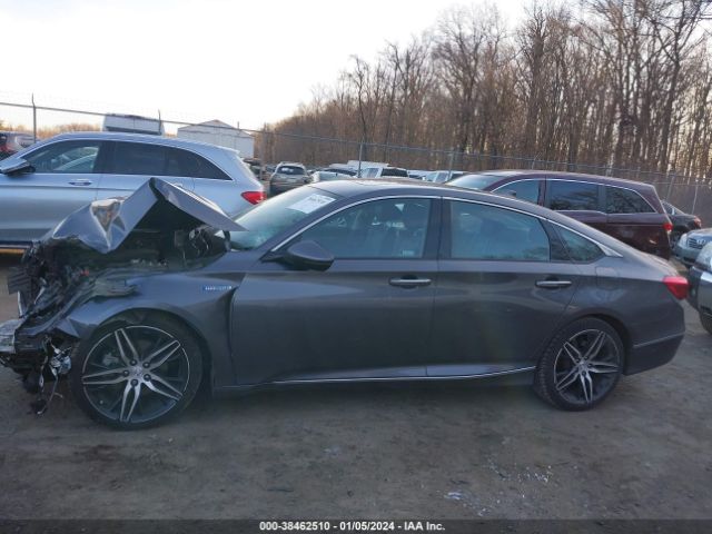 1HGCV3F99NA030770 Honda Accord Hybrid Touring