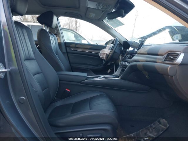 1HGCV3F99NA030770 Honda Accord Hybrid Touring