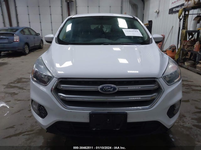 2017 FORD ESCAPE SE VIN: 1FMCU9GD4HUB61899