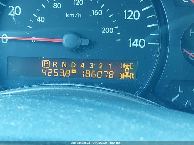 2004 NISSAN TITAN LE VIN: 1N6AA07B84N542901