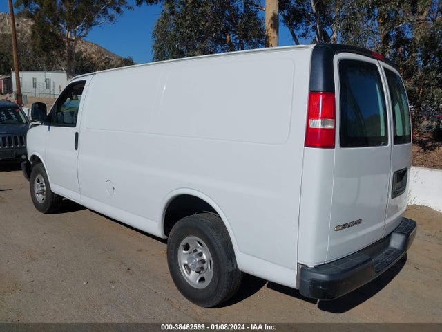 Chevrolet Express 2500 Work Van 2019 1GCWGAFP3K1173198 Image 3