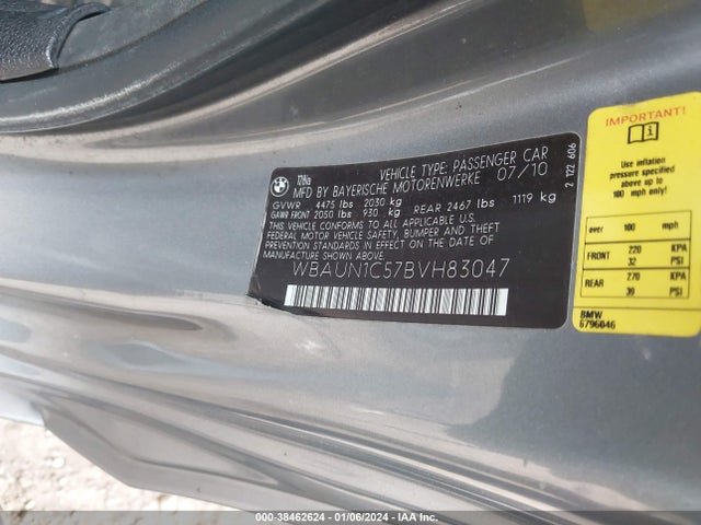 2011 BMW 128I VIN: WBAUN1C57BVH83047