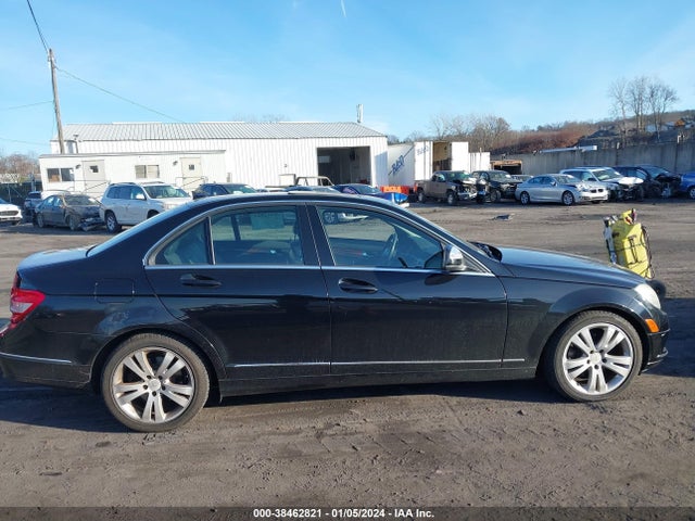 2009 MERCEDES-BENZ C 300 LUXURY 4MATIC/SPORT 4MATIC VIN: WDDGF81X99F236637