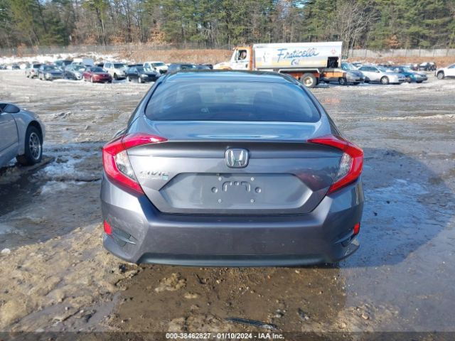 2HGFC2F57JH575386 Honda Civic Lx