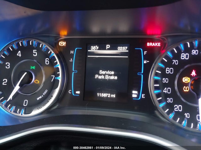 Chrysler 200 Limited 2015 1C3CCCAB2FN528046 Image 7