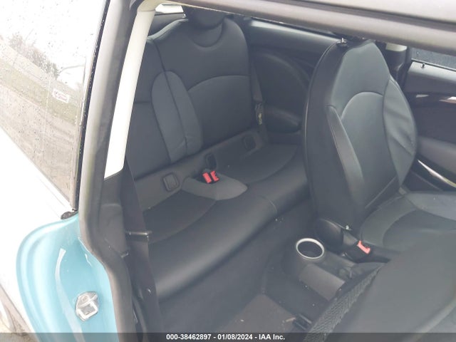 2009 MINI COOPER WMWMF33589TT68492 Photo 7