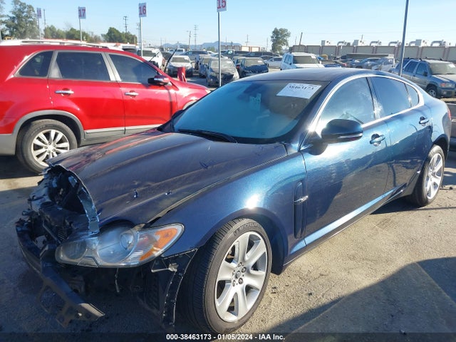 2011 JAGUAR XF SAJWA0FB0BLR93888 Photo 1