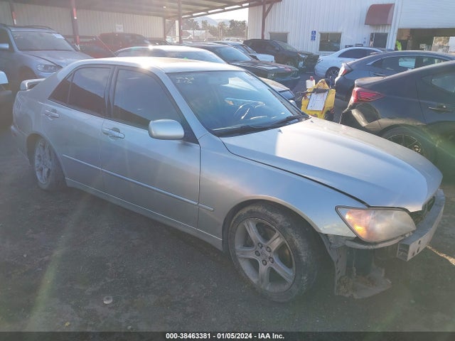 2001 LEXUS IS 300 BASE (A5) VIN: JTHBD182X10032544