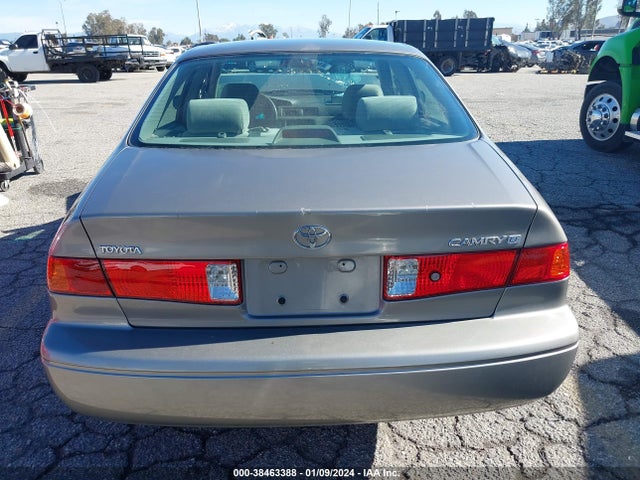 2001 TOYOTA CAMRY CE VIN: 4T1BG22K61U021455