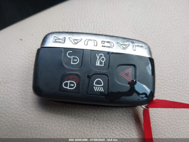 SAJBD4BV1GCY21616 Jaguar Xf 35t Premium