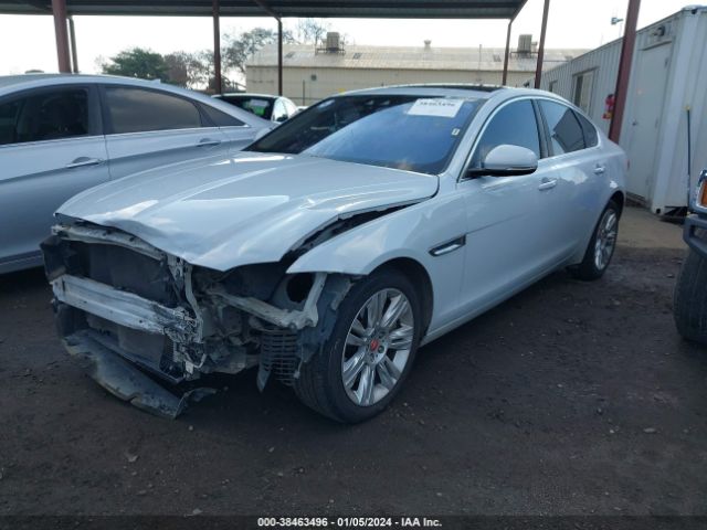 SAJBD4BV1GCY21616 Jaguar Xf 35t Premium