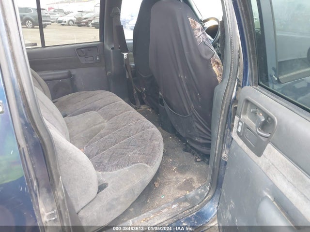 2001 CHEVROLET S-10 LS VIN: 1GCDT13W31K257559