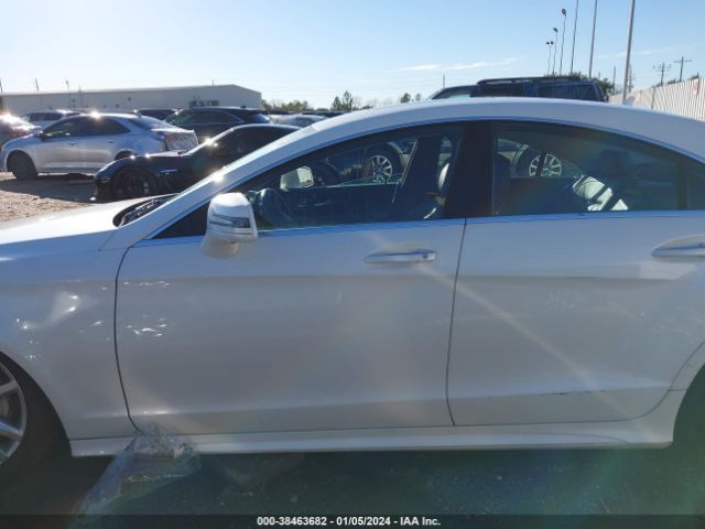 WDDLJ9BB0FA137767 Mercedes-Benz Cls 550 4matic