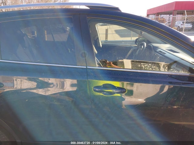 Toyota RAV4 LE 2018 JTMZFREV0JJ752372 Image 14