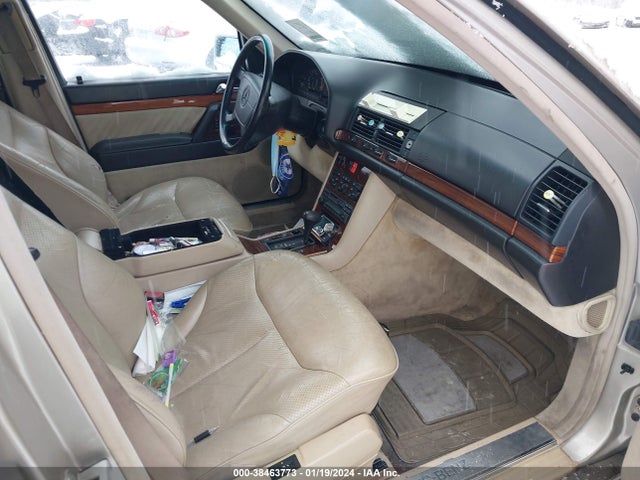 1994 MERCEDES-BENZ S 320 VIN: WDBGA32E7RA167936