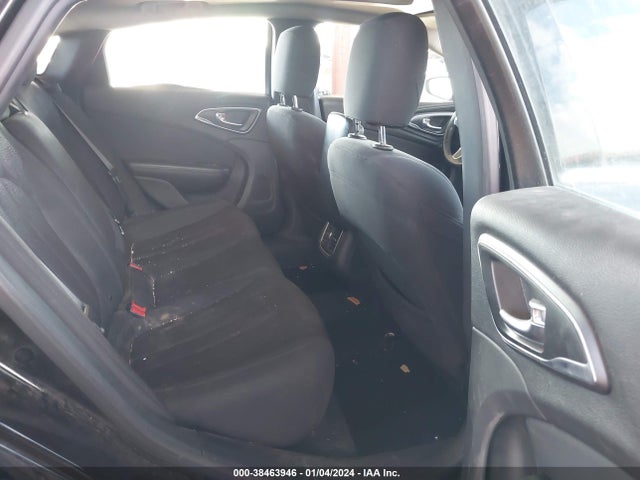 Chrysler 200 Limited 2015 1C3CCCAB2FN552931 Image 8
