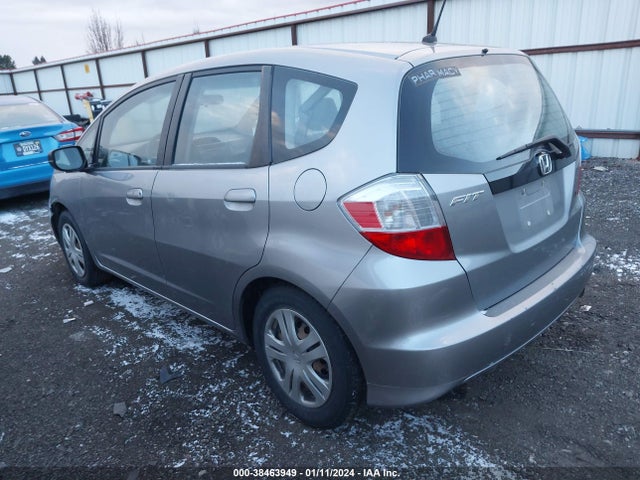 2010 HONDA FIT VIN: JHMGE8H2XAS009782