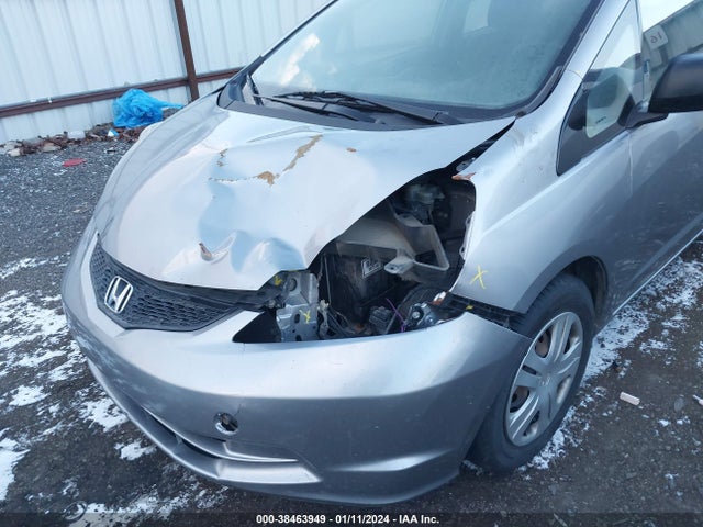 2010 HONDA FIT VIN: JHMGE8H2XAS009782