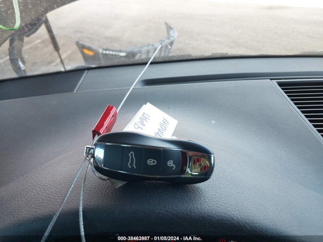 2018 PORSCHE MACAN WP1AA2A56JLB01677 Photo 10