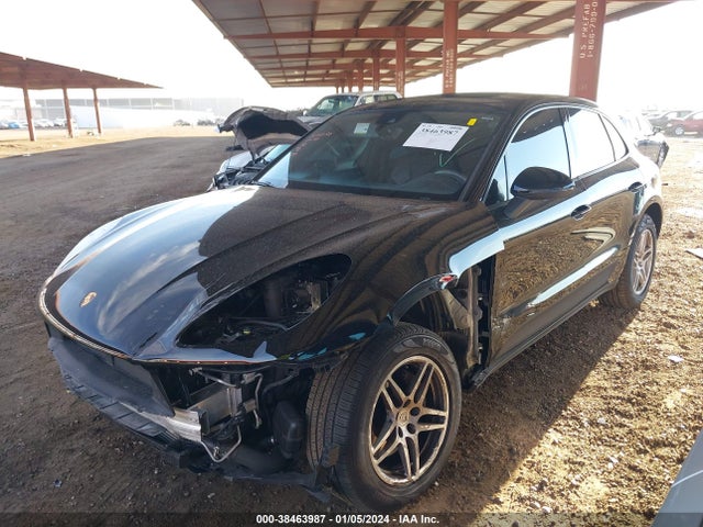 2018 PORSCHE MACAN WP1AA2A56JLB01677 Photo 1