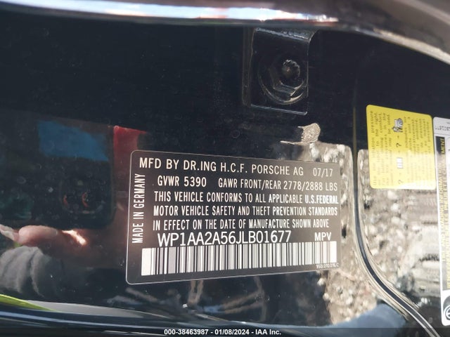 2018 PORSCHE MACAN WP1AA2A56JLB01677 Photo 8