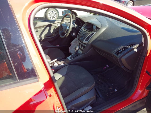 2014 FORD FOCUS SE VIN: 1FADP3K25EL163378
