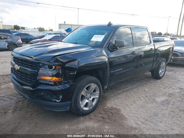Chevrolet Silverado 1500 Custom 2018 3GCPCPEH5JG333952 Image 2