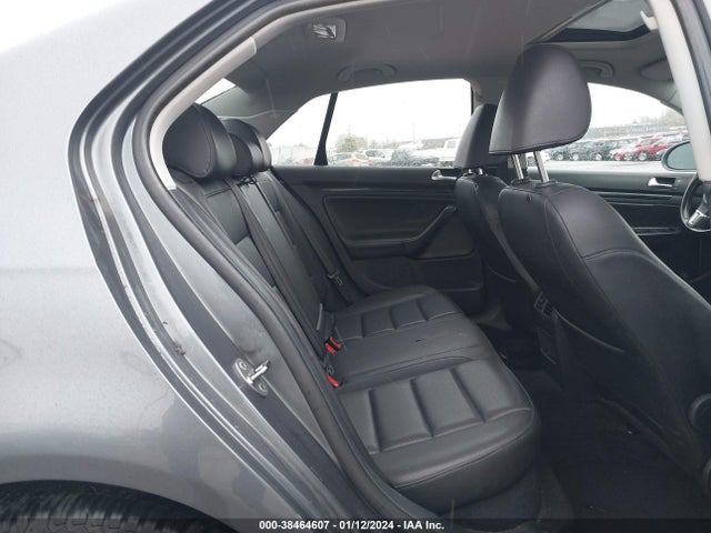 2010 VOLKSWAGEN JETTA SE VIN: 3VWRZ7AJ6AM047316