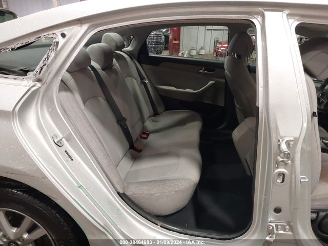 Hyundai SONATA SE 2015 5NPE24AF9FH165583 Image 8