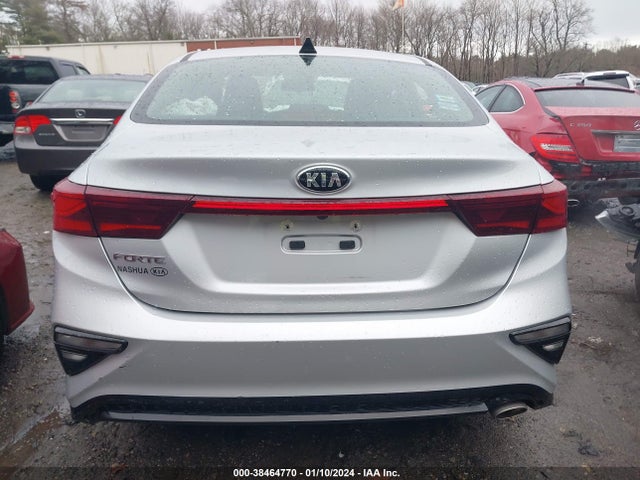 2019 KIA FORTE LXS VIN: 3KPF24AD3KE136047