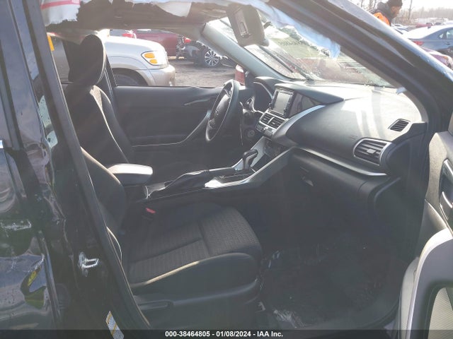 JA4AS3AAXLZ030740 Mitsubishi Eclipse Cross Es 1.5t
