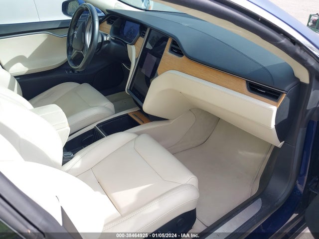 2018 TESLA MODEL S 5YJSA1E23JF263530 Photo 4