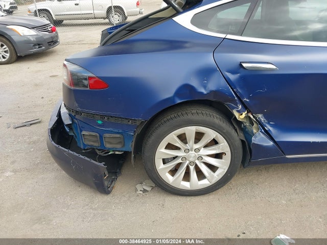 2018 TESLA MODEL S 5YJSA1E23JF263530 Photo 5