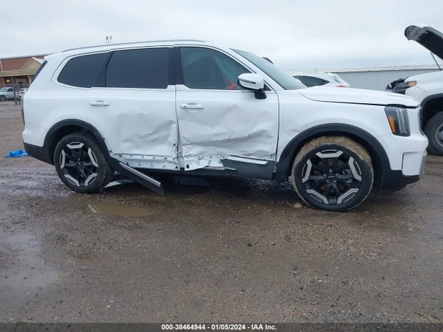 KIA Telluride Ex 2024 5XYP34GC9RG438830 Image 6