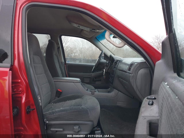 2002 FORD EXPLORER XLT VIN: 1FMZU73E12ZB75427