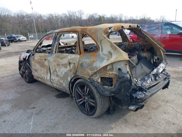 2012 PORSCHE CAYENNE WP1AC2A27CLA80342 Photo 2