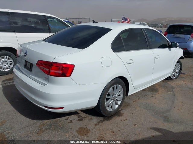3VWLA7AJ0FM324532 Volkswagen Jetta 2.0l Tdi Se