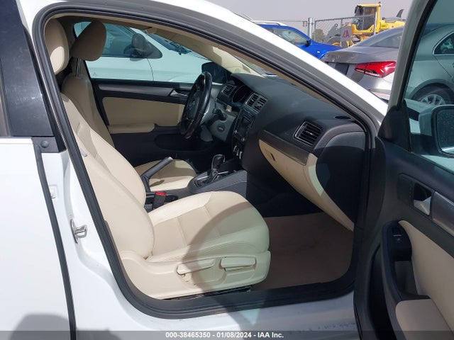 3VWLA7AJ0FM324532 Volkswagen Jetta 2.0l Tdi Se