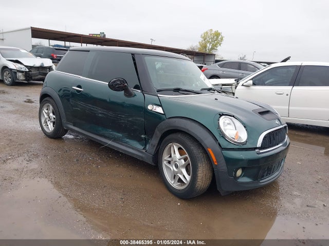 2010 MINI COOPER S WMWMF7C57ATZ34511 Photo 5