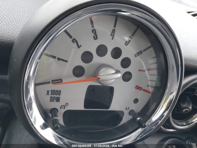 2010 MINI COOPER S WMWMF7C57ATZ34511 Photo 6