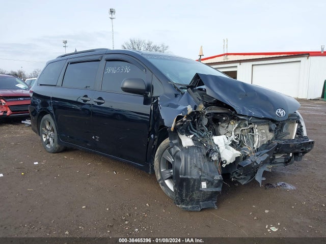 2016 TOYOTA SIENNA SE 8 PASSENGER VIN: 5TDXK3DC8GS756861