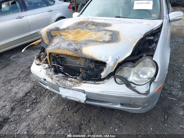 2002 MERCEDES-BENZ C-CLASS BASE (A5) VIN: WDBRF64J42F262615