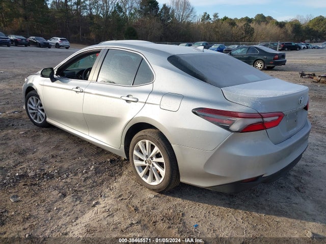 Toyota CAMRY LE 2022 4T1C11AK2NU069798 Image 3