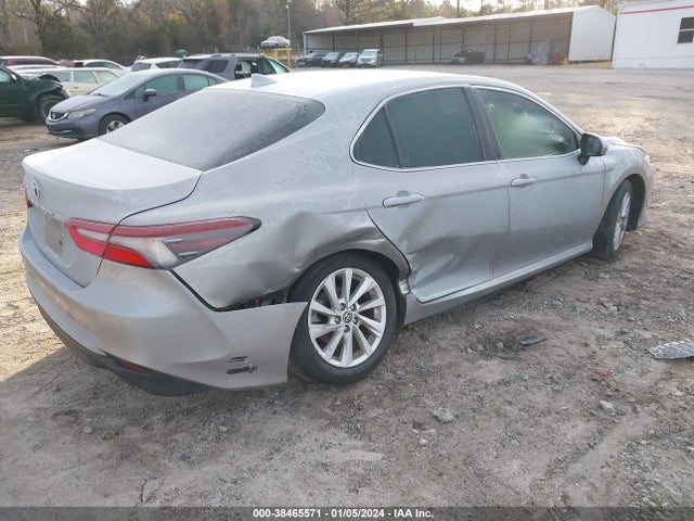 Toyota CAMRY LE 2022 4T1C11AK2NU069798 Image 4