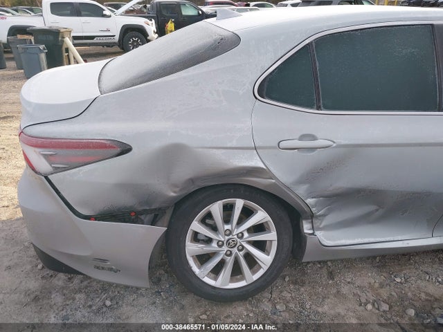 Toyota CAMRY LE 2022 4T1C11AK2NU069798 Image 6