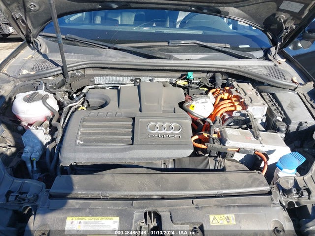 WAUUPBFF5HA047869 Audi A3 E-tron 1.4t Premium