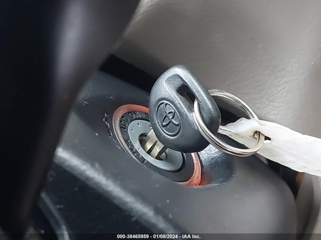 2007 TOYOTA RAV4 VIN: JTMBD33V275072983