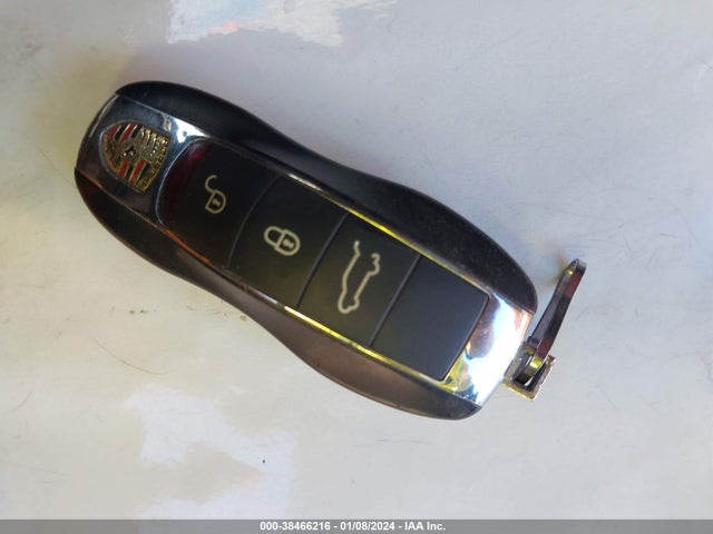 2018 PORSCHE 718 CAYMAN WP0AB2A89JK279324 Photo 10