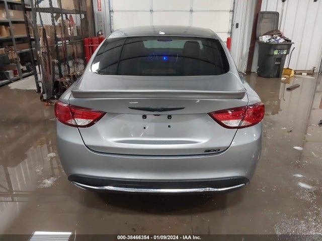 Chrysler 200 Limited 2015 1C3CCCAB8FN533199 Image 17