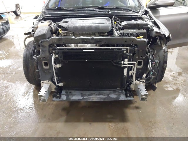 Chrysler 200 Limited 2015 1C3CCCAB8FN533199 Image 6
